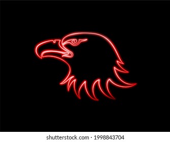 neonato de ave portadora de neón águila