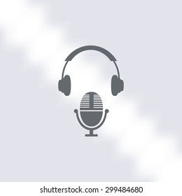  earphone and microphone icon