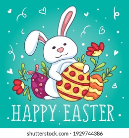 Tarjeta de Pascua con un bonito conejo y huevos decorados. Un conejo sostiene un huevo pintado de Pascua.