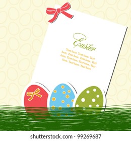 Tarjeta de Pascua con huevos y papel