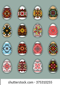 Huevos de Pascua en el estilo tradicional de la pintura ucraniana 