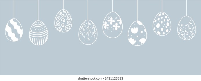 Banner web de Pascua con guirnalda de huevos de Pascua vintage sobre fondo azul con lugar para texto. Guirnalda con siluetas de huevos vintage suspendidos en cuerdas.