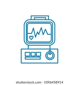 Ecg examination linear icon concept. Ecg examination line vector sign, symbol, illustration.