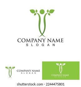 Logotipo del vector de energía ecológica con símbolo de hoja.
