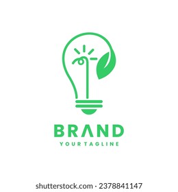 Diseño del logotipo de la lámpara ecológica. luces, hojas y luces vectoriales verdes. Logo de plantilla