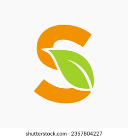 Logotipo de hoja ecológica en la letra S Concepto con icono de hoja biológica