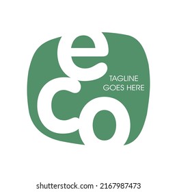 Eco logo , Eco badge con hoja verde. Logo de letras de estilo lineal
