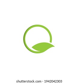 Diseño de la plantilla de logotipo de hoja de árbol ecológico 