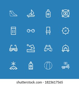 Editable 16 iconos de playa para web y móvil. Conjunto de playa incluye línea de iconos Sombra de sol, bola de playa, crema de sol, equipaje, gafas de sol, paraguas, verano sobre fondo azul