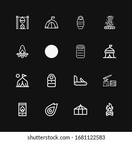 Editable 16 iconos de fogata para web y móvil. Juego de hogueras incluye íconos de la línea Fuego, Tienda, Fuego, Leña, Pistola, Bolsa de Dormir, Campo sobre fondo negro