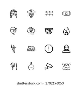 Editable 16 iconos de peligro para web y móvil. Conjunto de peligros incluía iconos línea Llamada de emergencia, Cctv, Bomba, Arma, Burglar, Spam, Tiburón, Pirata, Fuego, Vigilancia en fondo blanco