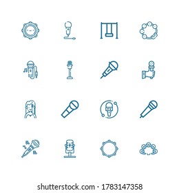 Editable 16 iconos de canto para web y móvil. Juego de canciones incluye íconos línea Tambourine, Micrófono, Cantante, Canto, Swing sobre fondo blanco