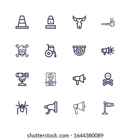 Editable 16 iconos de advertencia para web y móvil. Conjunto de advertencias incluía iconos línea Señal de viento, Megáfono, Spider, Skull, Bomba, Vigilancia, silla de ruedas, Tubo de humo en fondo blanco