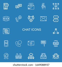 Editable 22 iconos de chat para web y móvil. Conjunto de chat incluye iconos línea Smartphone, Chat, correo electrónico, voz, red, llamada telefónica, teléfono, recomendación, pregunta sobre fondo azul