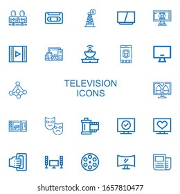 Editable 22 iconos de televisión para web y móvil. Conjunto de televisión que incluye iconos línea Comunicación, Vhs, Torre, Televisión, Monitor, Video, Electrónica, Antena sobre fondo blanco