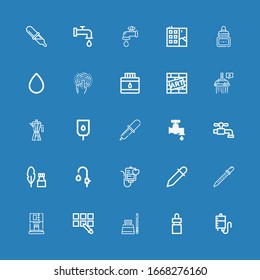 Editable 25 iconos de goteo para web y móvil. Conjunto de goteo incluido íconos línea transfusión de sangre, cuentagotas, tinta, pipeta, máquina de café, cuentagotas, grifo sobre fondo azul