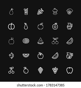 Bearbeitbar 25 saftige Icons für Web und Mobile. Saft inklusive Symbole Reihe Apfel, Traube, Trauben, Orange, Kirsche, Limonade, Wassermelon, Zitronen, Apricot, Birnen auf schwarzem Hintergrund