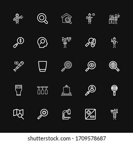 Editable 25 iconos de ampliación para web y móvil. Conjunto de aumentos incluidos iconos línea Detective, Zoom, Microscopio, Buscar, Vidrio, Buscar, Buscar, Magnificar la luna en fondo negro
