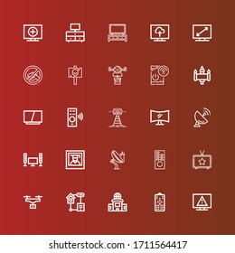 Editable 25 iconos remotos para web y móvil. Conjunto de iconos remotos incluidos línea Televisión, control remoto, hogar inteligente, dron, antena, fotografía, señal en rojo