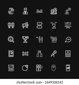Editable 25 iconos de voz para web y móvil. Conjunto de palabras incluye iconos línea Mensaje, Pensamiento, Altavoz, Bomba, Clase, Micrófono, Conversación, Pared corchete sobre fondo negro