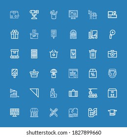 Iconos editables de 36 cajas para web y móvil. Conjunto de caja incluido iconos línea Toalla, gasa, guantes de boxeo, Cutter, Shop, tienda online, Box, Conveyor, Maleta, Leche sobre fondo azul