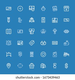 36 iconos editables para web y móvil. Juego de tarjetas que incluye iconos línea Dollar, Corazón, Tarjetas, Cesta de compras, Niño, Dinero, Máquina de Dinero, Tarjeta, Amor sobre fondo azul