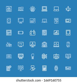 Bearbeitbare 36 Display-Icons für Web und Mobile. Set mit den Symbolen der Linie Mikrowellenofen, Intelligente Uhr, Rechner, Computer, Billboard, Fernseher, Laptop, Bildschirm auf blauem Hintergrund
