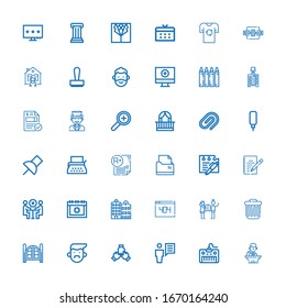 Editable 36 iconos de oficina para web y móvil. El conjunto de oficinas incluía iconos línea Conferencia, Teclado, Usuario, Trabajo en equipo, Avatar, Puertas, Basura, Planificación, , Construyendo sobre fondo blanco