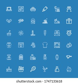 Iconos editables de 36 partidos para web y móvil. El conjunto de fiestas incluye íconos de la línea Cupakes, Dress, Martini, Maraca, Picnic, Torta de Cumpleaños, Blaster, helado, Tirar sobre fondo azul