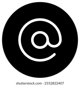 Editável em, mencionar, ícone de vetor de endereço de email. Parte de uma grande família de conjuntos de ícones. Perfeito para interfaces web e app, apresentações, infográficos, etc