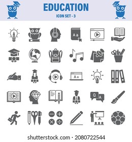 Education Icon Set. Flat design vector icon set.