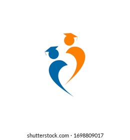 Diseño del logo educativo con gráfico humano usando plantilla de sombrero de graduación