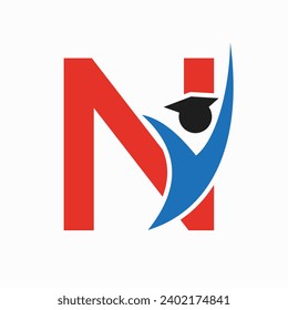 Logo De Educación En La Letra N Con Icono De Sombrero De Graduación. Símbolo de graduación