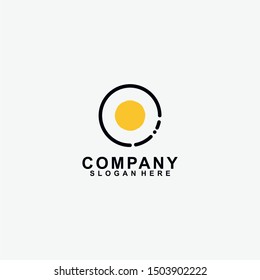 Egg Logo Design. Isolated in White Background. Modern Design. Flat Logo. Egg. Vector Illustration