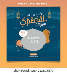 
Eid ul Fitr Special Menu Social Media Post Blau und Luxus Design.