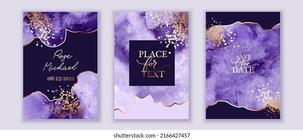 Elagant, juego de cartas chic. Textura violeta, acuarela lila. Las líneas doradas abundan. Diseño para tarjeta, invitación, volante, portada.