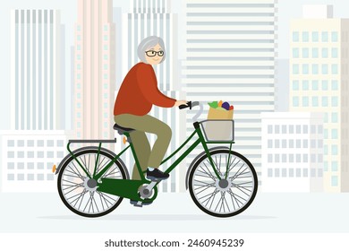 Anciana monta bicicleta por la ciudad. Compras en la cesta delante de la bicicleta. Estilo de vida saludable en la jubilación, ciclismo. Vista de la ciudad en el fondo. Alegre abuela. Ilustración vectorial plana