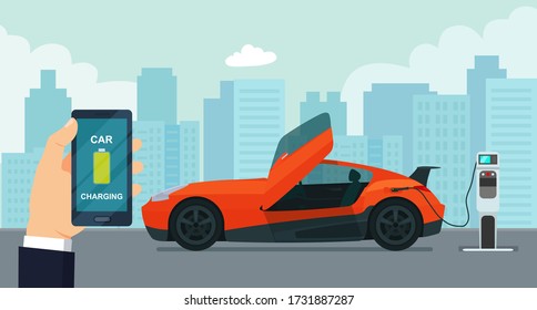 El coche de coupe deportivo eléctrico está cargando contra el fondo de un paisaje urbano abstracto, el propietario del coche controla el proceso a través de un smartphone. Ilustración plana vectorial.