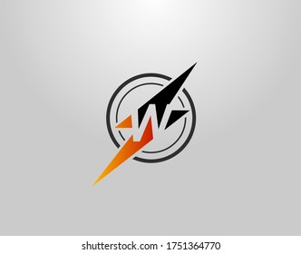 Elektrisches W-Letter-Logo. Kreatives Icon, das aus Negativraum von anfänglichem W in Kombination mit Thunder Shape Design erstellt wurde.
