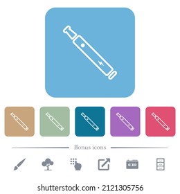 Iconos planos de cigarrillos electrónicos en blanco sobre fondo cuadrado redondeado de color. 6 iconos de bonificación incluidos
