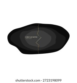 Una elegante forma abstracta en capas oscuras con una llamativa grieta dorada inspirada en Kintsugi, el arte tradicional japonés de reparar cerámica rota con oro. Esta Ilustración vectorial transmite lujo, resistencia y una belleza única, ideal para marcas exclusivas, fondos sofisticados, etiquetas premium, diseños modernos o empaques de productos de alta gama. La forma orgánica y fluida con capas tonales sutiles crea una sensación de profundidad y refinamiento.