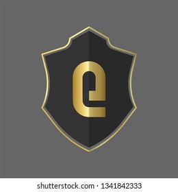 elegant alphabet monogram letter Q logo with shiny gold color. logo concept with polygonal badge. vector illustration