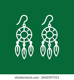 Elegante dreamcatcher brincos em um fundo verde perfeito para acessórios de moda e ícones de estilo. Bohemian joias para um olhar chique e presente único