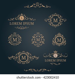 Elegantes monogramas florais e bordas. Modelos de design para convites, menus, rótulos. Monogramas de casamento. Ornamento elegante caligráfico. Identidade monograma para restaurante, hotel, heráldica, jóias.