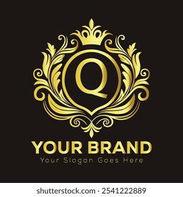 Elegante design de logotipo dourado com letra Q para identidade de marca de luxo e espaço de slogan personalizável  