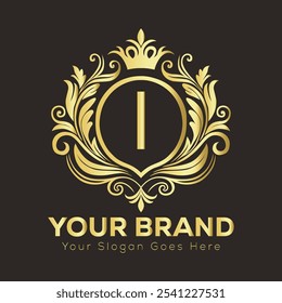 Elegante design de logotipo dourado com letra I para a identidade de marca de luxo e espaço de slogan personalizável  