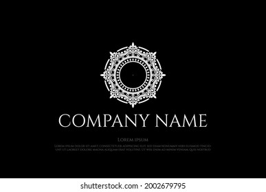 Eleganter Logo-Design-Vektorgrafik des Golden Mandala-Blumenmusters