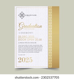 Elegante plantilla de invitación a graduación con ornamento