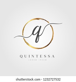 Elegant Initial Letter Type Q Logo With Gold Circle Brushed