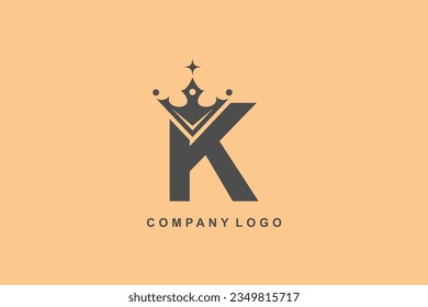 Elegante logo de la letra K con corona. Estilo real moderno. elemento de diseño monograma. hermosa caligrafía. Emblema para libro, empresa, negocios, marca, tarjeta de visita, Restaurante, Boutique, Hotel, etc.